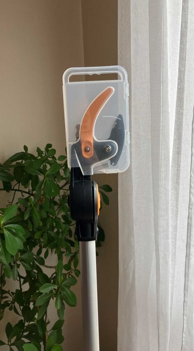 Резачка / Трион / Ръчна за високи клони FISKARS UPX82