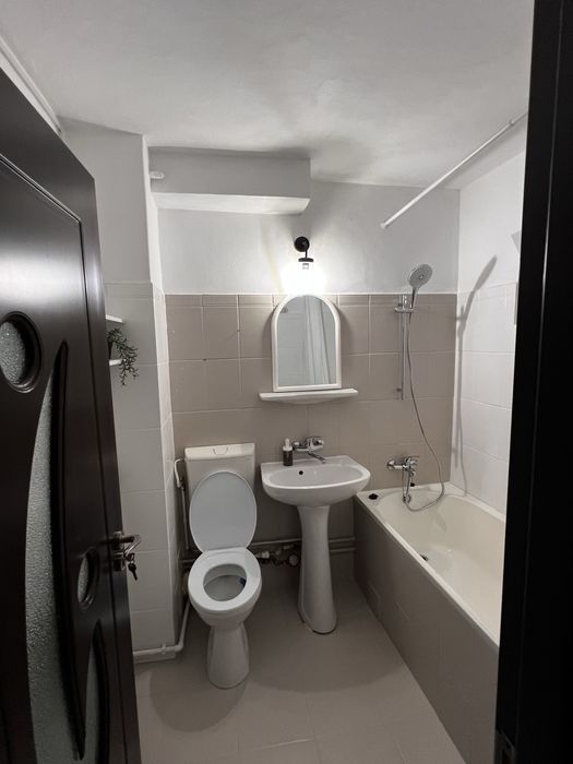 Apartament pentru inchiriat