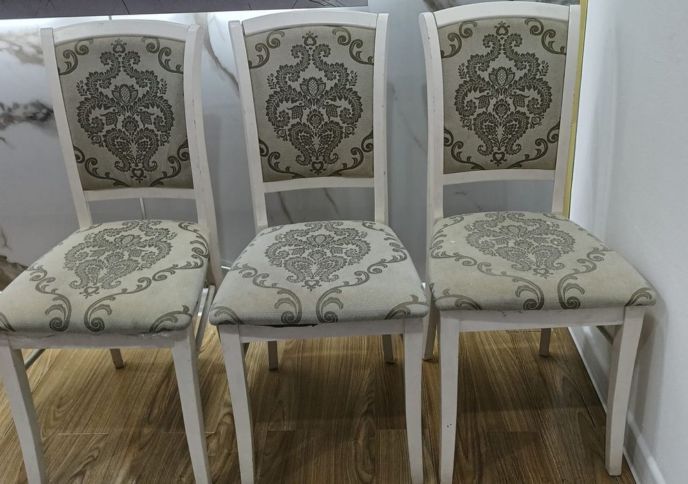 Продам люстры ,недорого