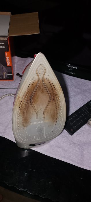 Утюг в хорошем состоянии