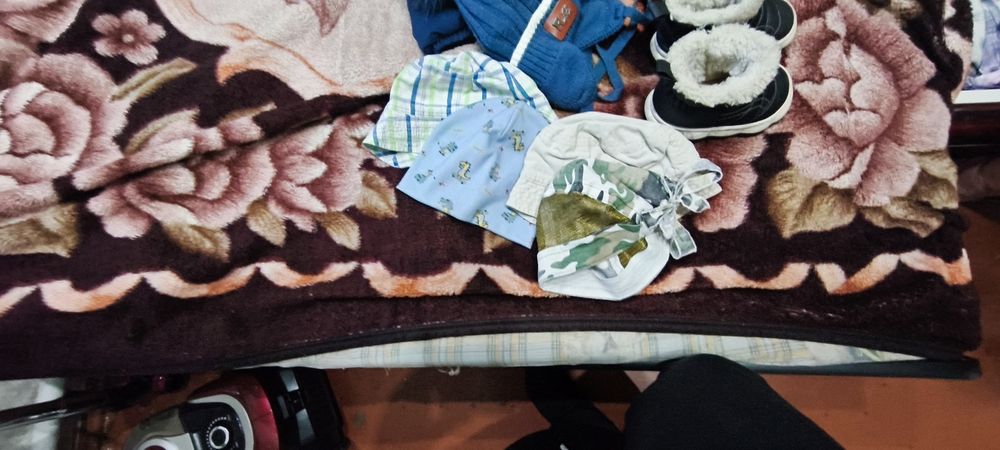 Детская одежда  зимняя летнея