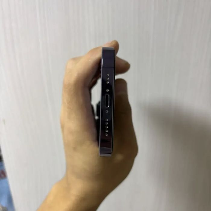IPhone 14 Pro продается