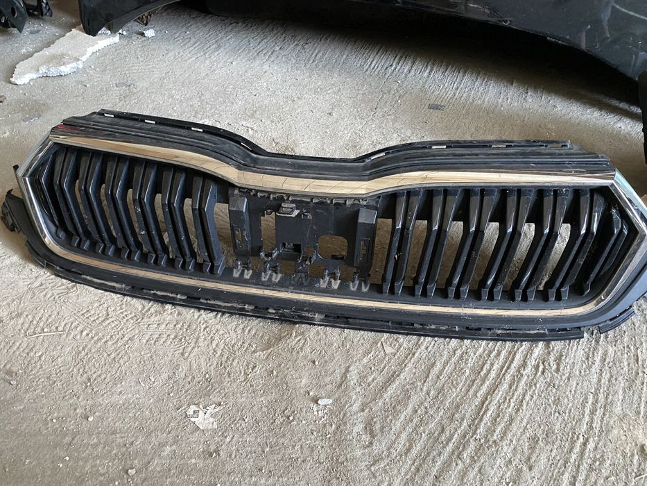 Grila Skoda Octavia 4 facelift 2024 , 2025 grila radiator bara