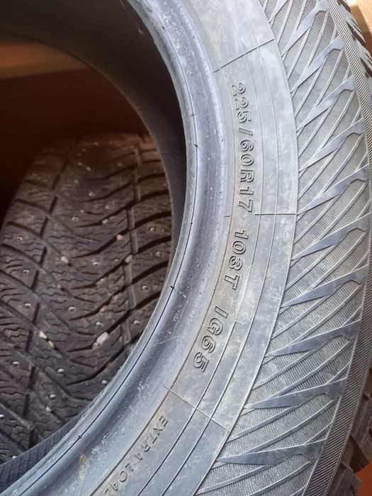 Продается зимние шины