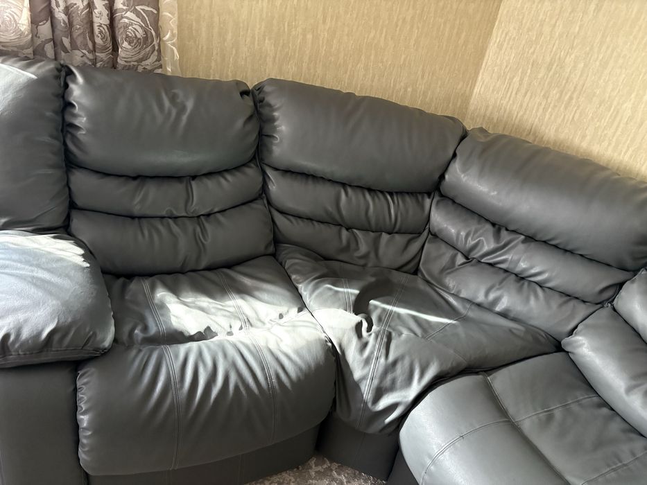 Продам мягкий уголок