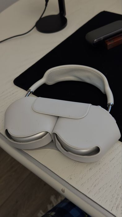 Airpods max gen 1