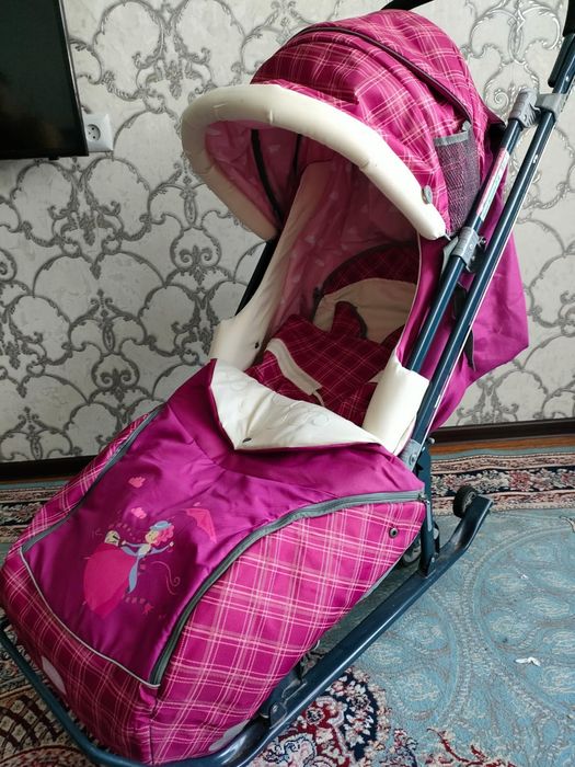 Коляска санки в отличном состоянии