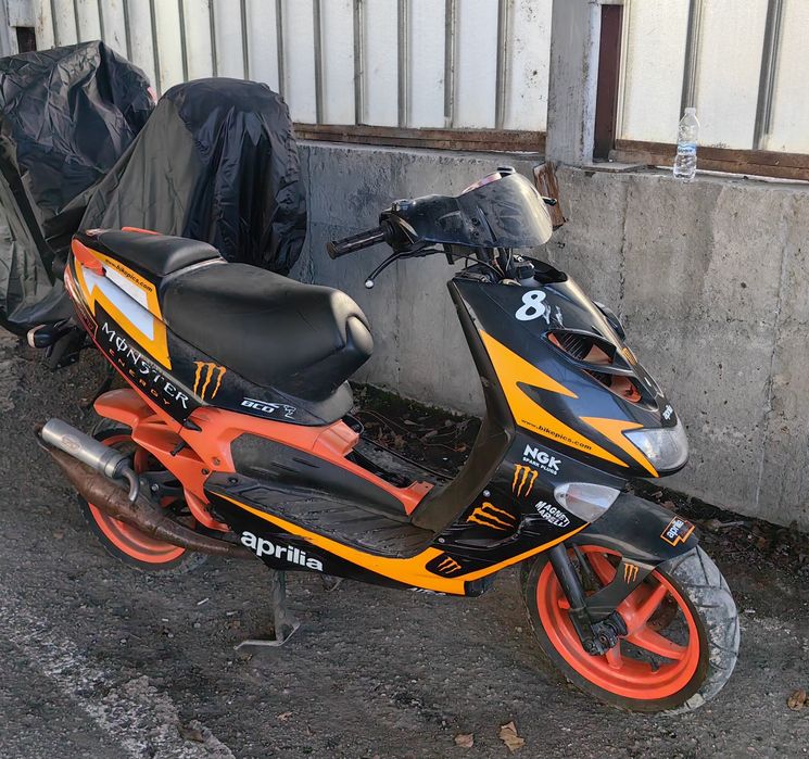 На ЧАСТИ Aprilia SR50