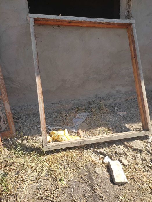 Продам б/у окна деревянные