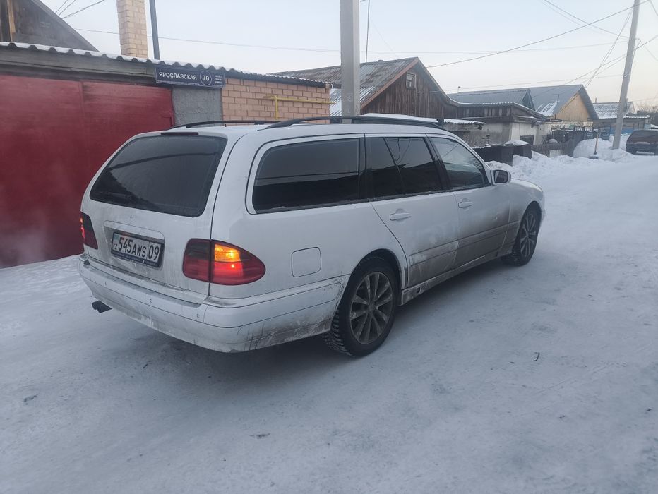 Mercedes е 320 универсал