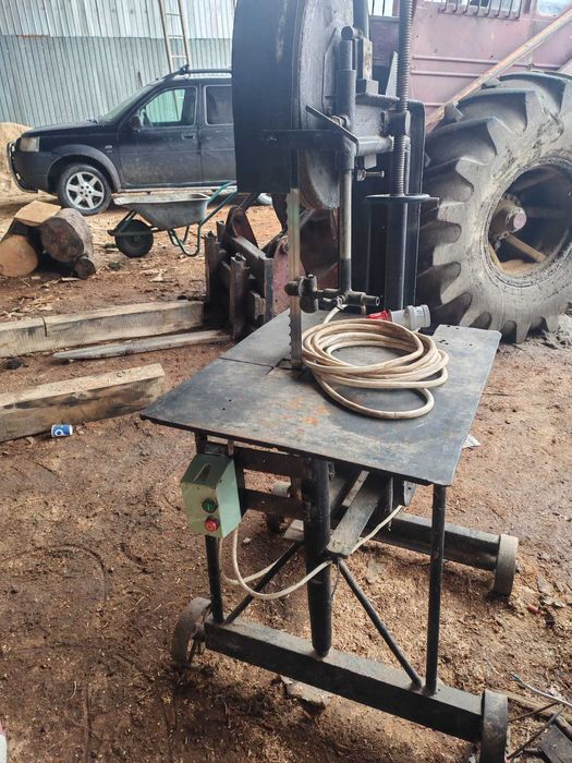 Banzic vertical tamplarie