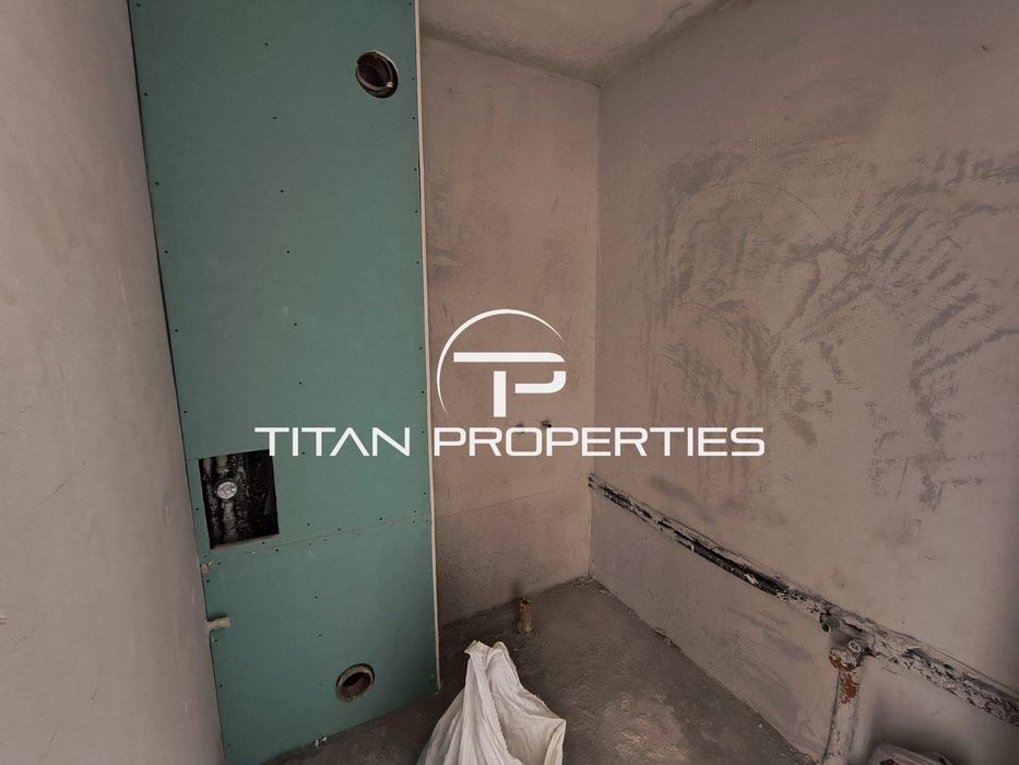 Продава се Двустаен апартамент в Пловдив, Гагарин - 70 кв.м за 1429 €/кв.м - Снимка #7