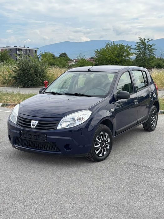 Dacia Sandero 1.2i 75кс