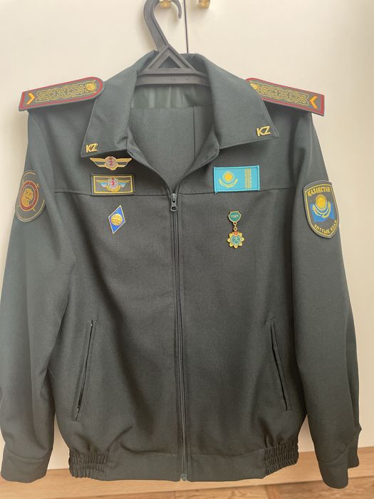 Продаю парадную/офисную форму
