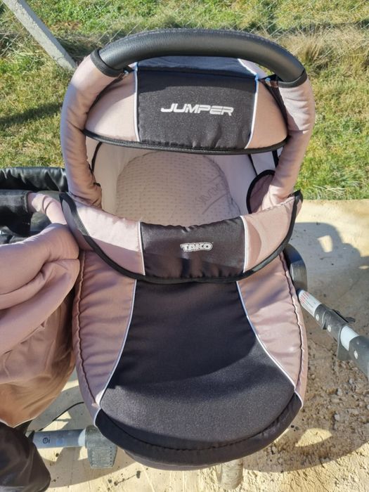 Продавам количка за породени деца