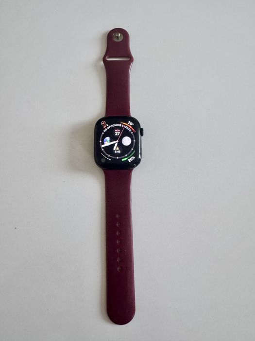 ПРОДАВАМ в гаранция Apple Watch S10 46mm Aluminium