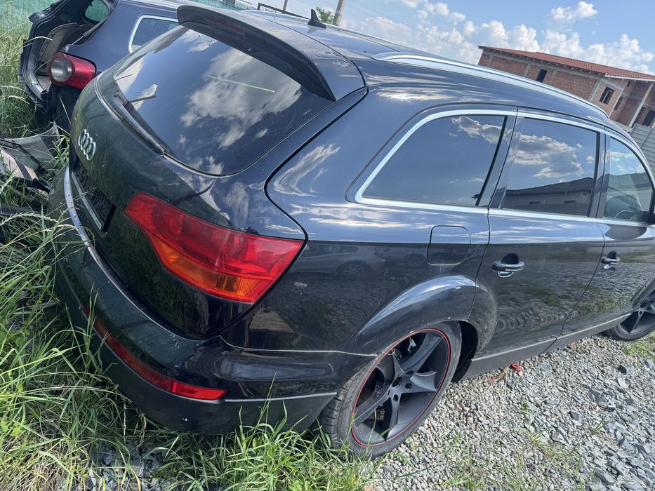 Dezmembrez piese Audi Q7 2007 BUG 3.0tdi euro 4