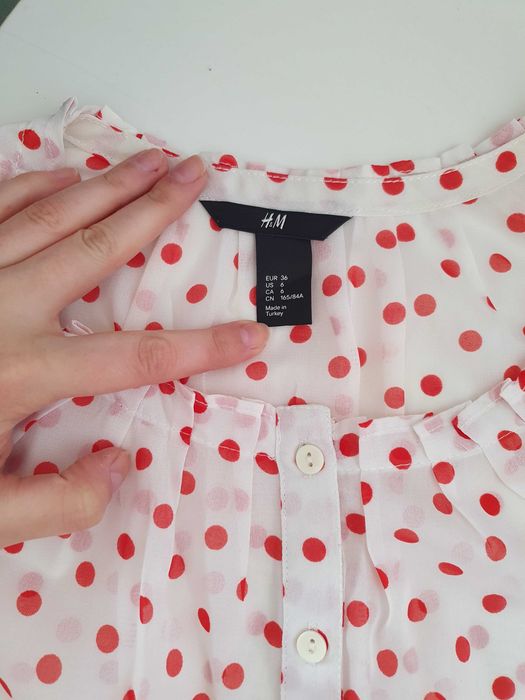 Bluza cu buline maneci lungi