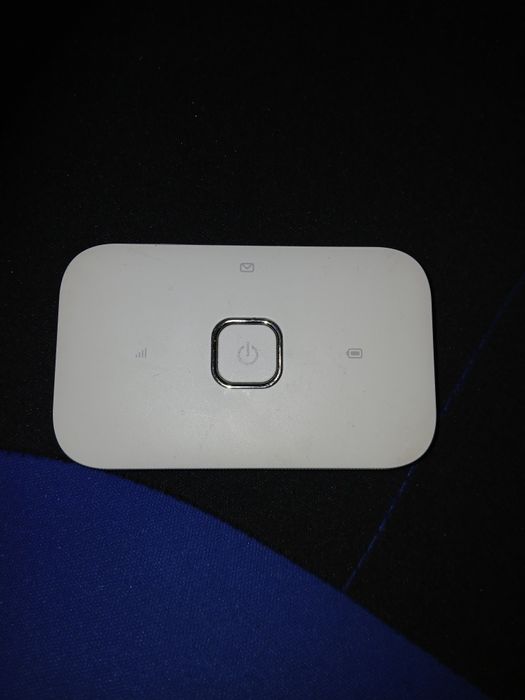 Router modem wifi portabil 4g cu cartela in orice retea marca Huaweii