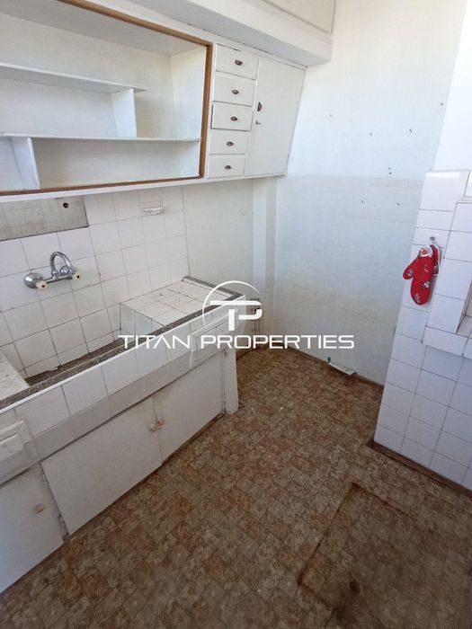Продава се Тристаен апартамент в Бургас, Център - 81 кв.м за 2692 €/кв.м - Снимка #5