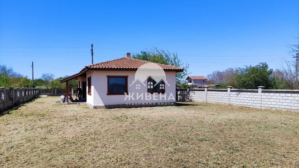 Продава къща в с.Селце, 121 кв.м, двор - 935 кв.м