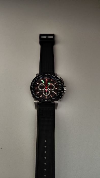 Оригинальные швейцарские часы