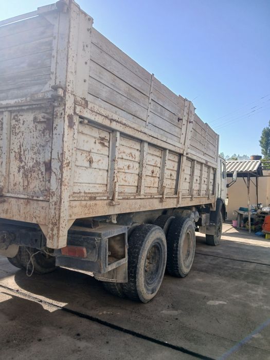 Kamaz zil gaz 66 sotiladi