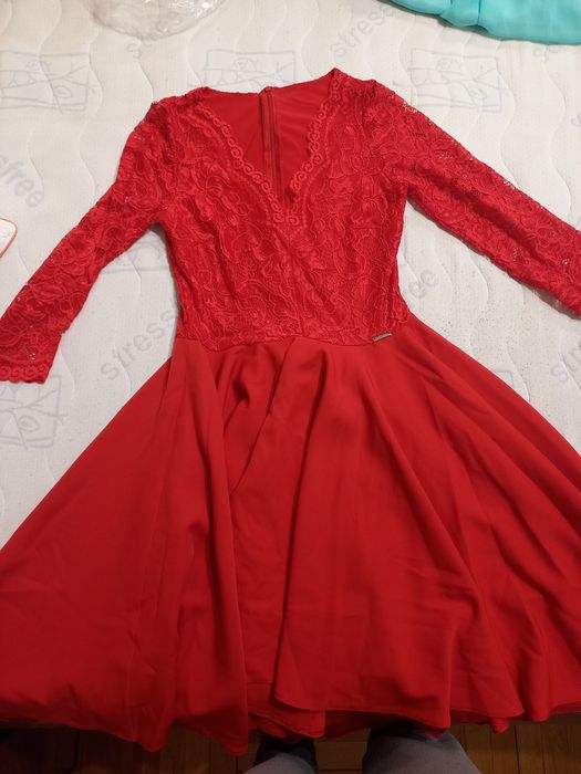 Червена елегантна рокля Escuara