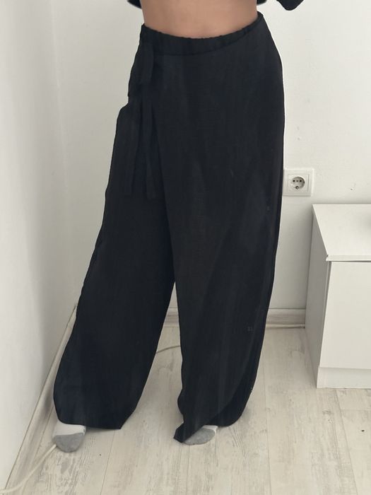 Черен панталон Zara