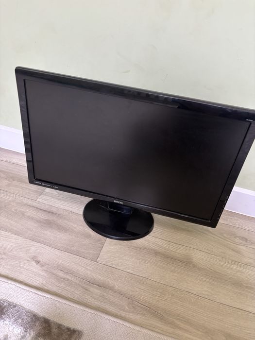 Монитор BENQ.