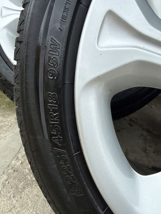 Jante BMW  225 45 R18 all season noi