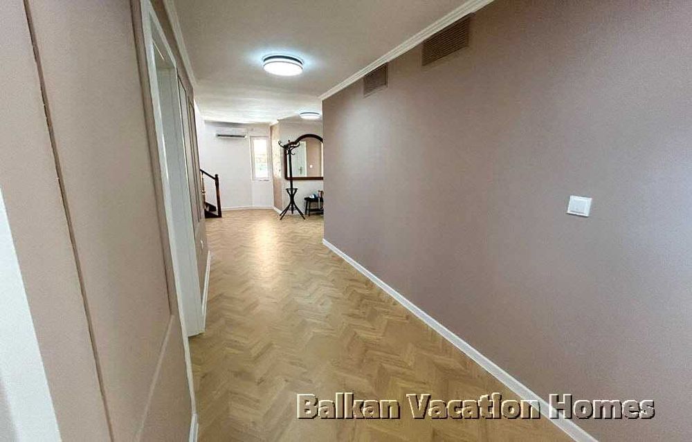 Продава се Къща в с. Юнец, Област Варна - 254 кв.м за 562 €/кв.м - Снимка #17