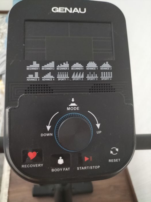 Велотреножер с костюмом