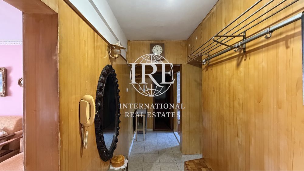 Продава се Четиристаен апартамент в Варна, Цветен квартал - 96 кв.м за 866 €/кв.м - Снимка #7