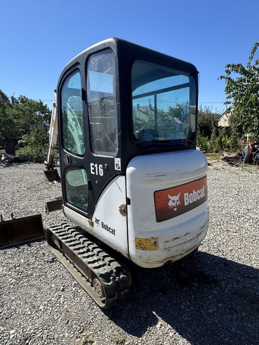 Miniexcavator Bobcat E16 1.6 tone 2011/2012 cabina incalzita