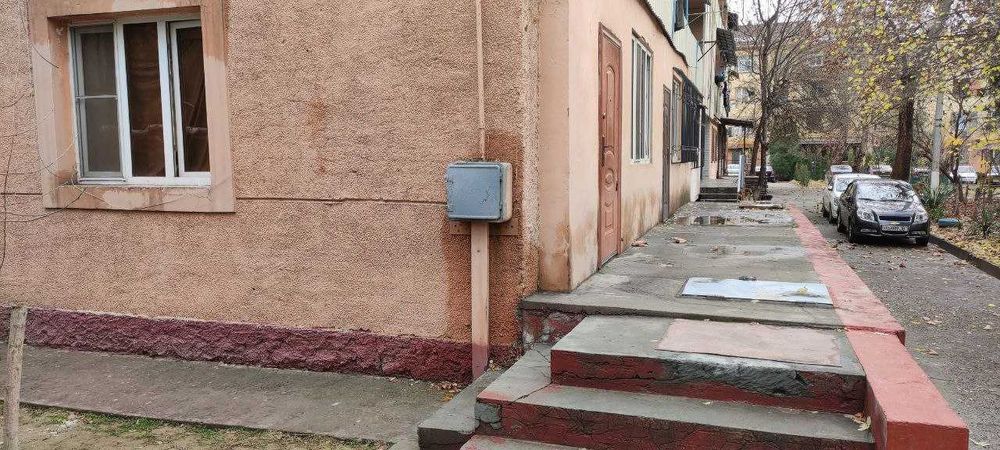 Продается квартира на Чиланзаре 20 квартале.