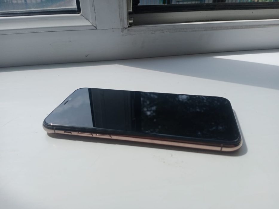 Продам или обменяю айфон 11 про