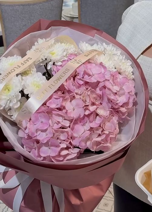 Цветы только что полученный из saff flowers