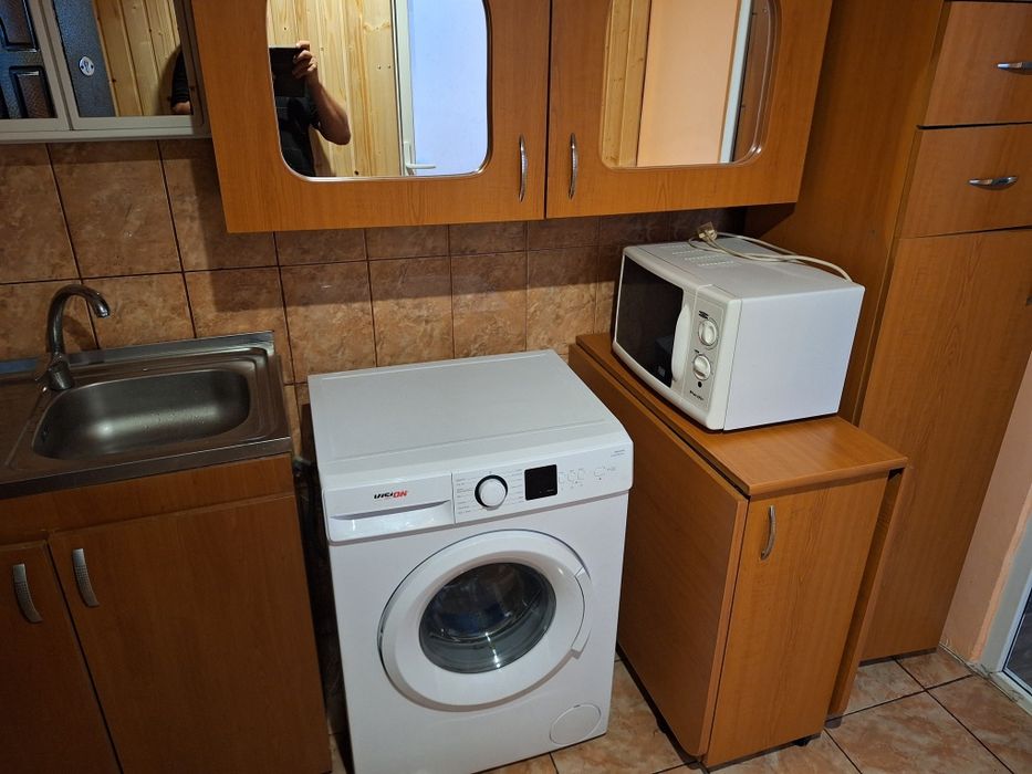 Proprietar vand garsoniera 24 mp.  Str narciselor 12.  Et 3. Pret 25000e