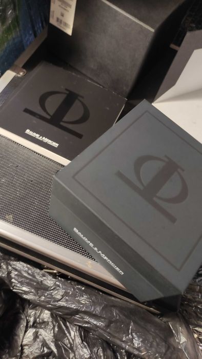 Коробка для часов Baume & Mercier