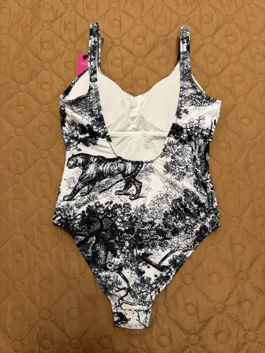 Стилен бански, размер С-М