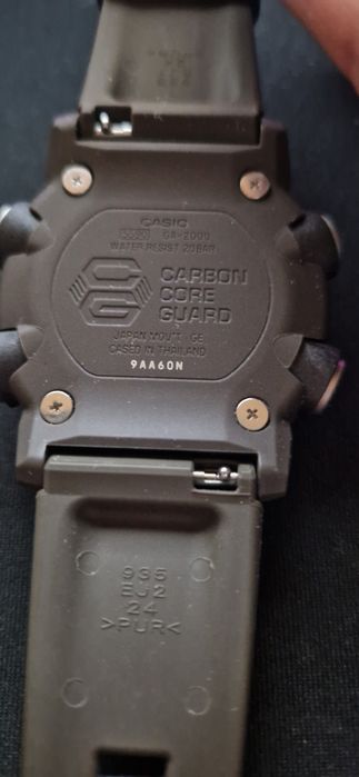 Casio G-shock GA-2000 чисто нов