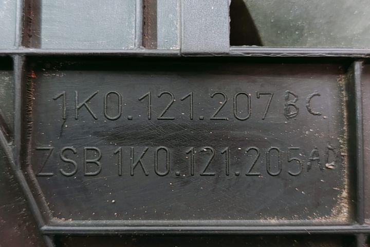 Electroventilator Racire 1K0121207BC Skoda Octavia a 2-a generatie se