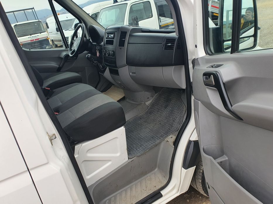 Volkswagen crafter 2.0 dokka 7locuri (sprinter, Iveco)