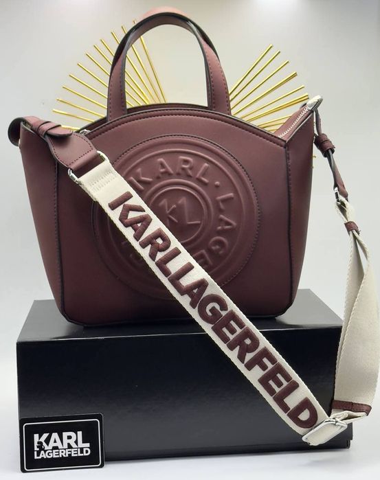 Стилна дамска чанта