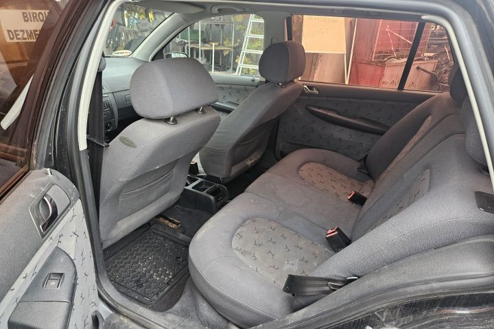 Oglinda stanga Skoda Fabia 2000 1.4 MT (101 hp)