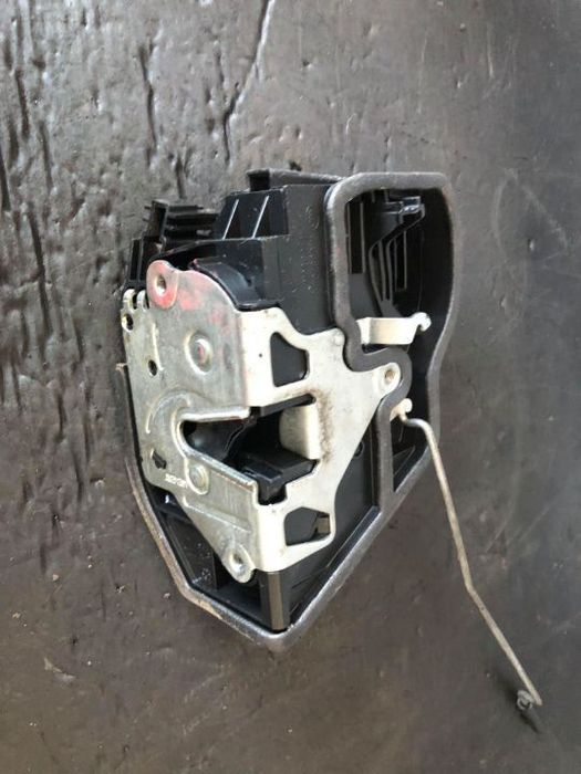 broasca usa dreapta fata bmw seria 5  e60