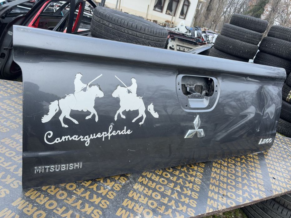 Капак Мицубиши Л200/Mitsubishi L200