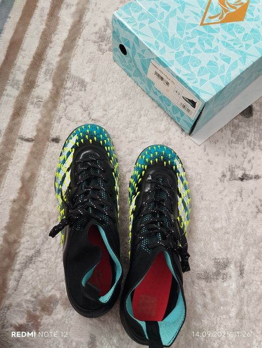 PREDATOR оригинал сараканожки