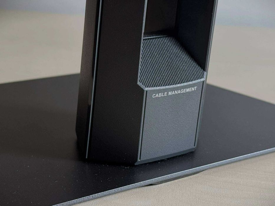 Бартер! ASUS ROG Strix 31.5" 4K Ultra HD WOLED 240/480Hz